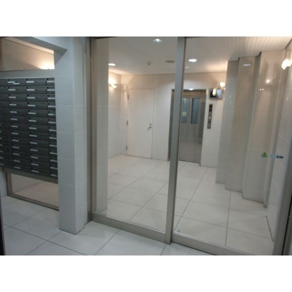 ヴィアーレ勾当台Iの物件外観写真