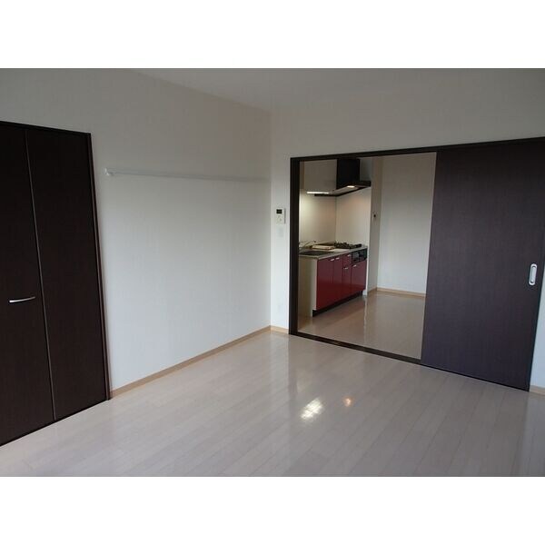 ヴィアーレ勾当台Iの物件内観写真