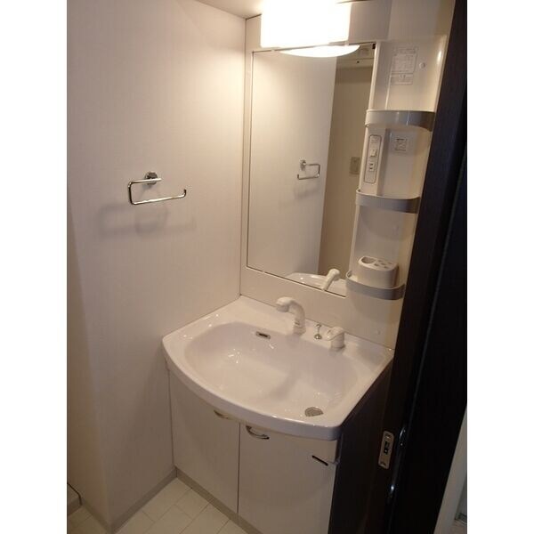 ヴィアーレ勾当台Iの物件内観写真