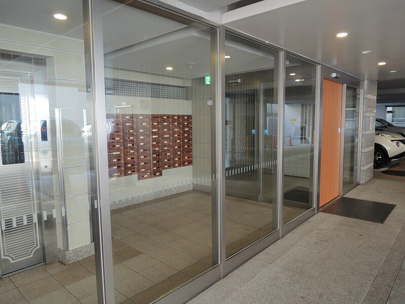 カスタリア大町の物件外観写真