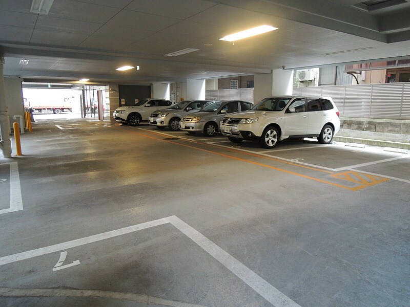 カスタリア大町の物件外観写真