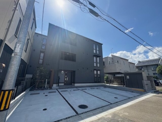 Ｄ－ＲＯＯＭ銀杏町Ⅱの物件外観写真