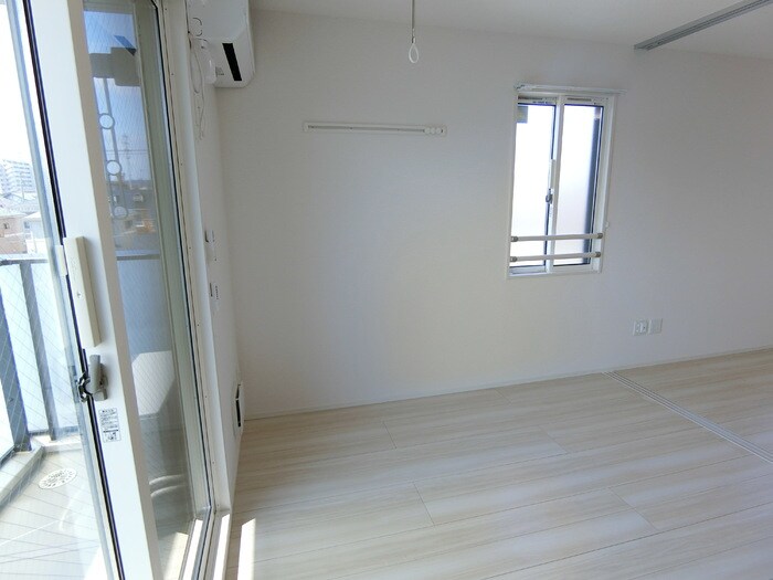 Ｄ－ｒｏｏｍ中倉の物件内観写真