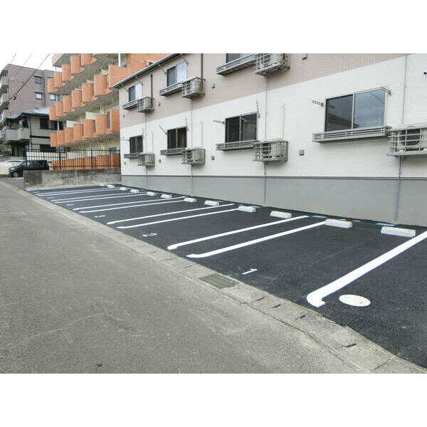 ホワイトローズⅡの物件外観写真