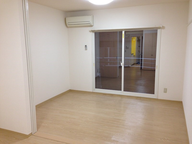 イーグルハイツ萩野町の物件内観写真