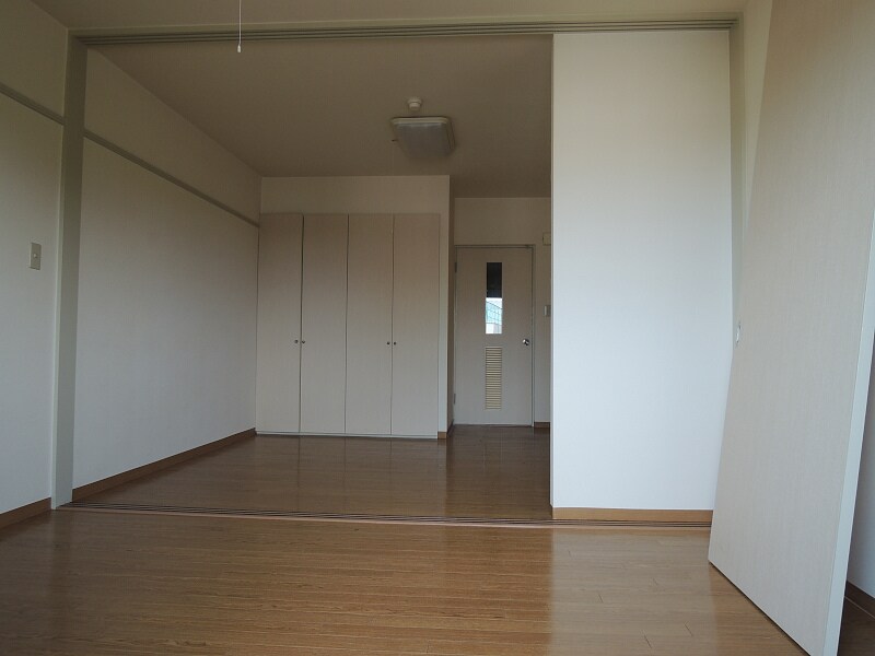 イーグルハイツ萩野町の物件内観写真