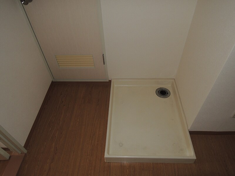 イーグルハイツ萩野町の物件内観写真