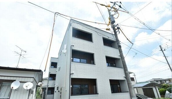 アクアコート宮千代の物件外観写真