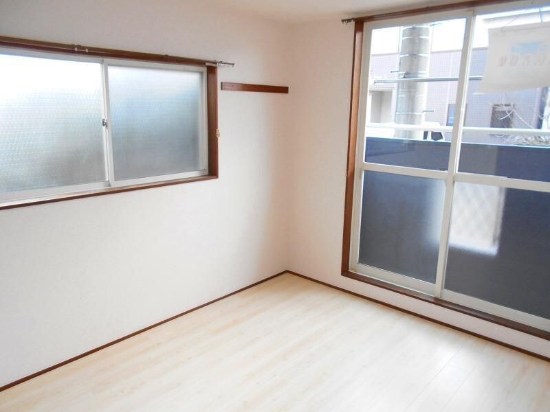 ティ・ロージェンの物件内観写真