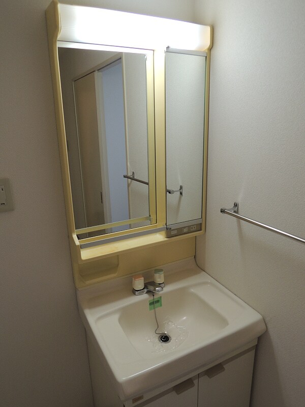 スカイコート上杉の物件内観写真