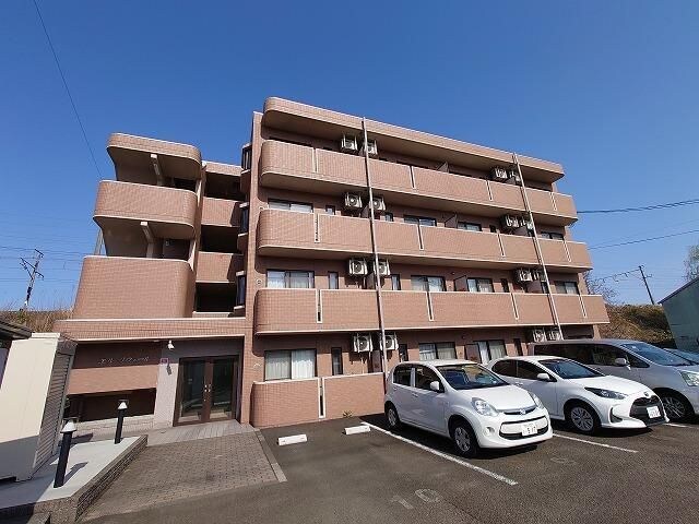 エル・リヴェールの物件外観写真