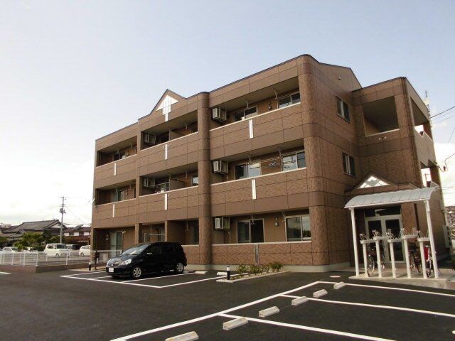 シンフォニー壱番館の物件外観写真