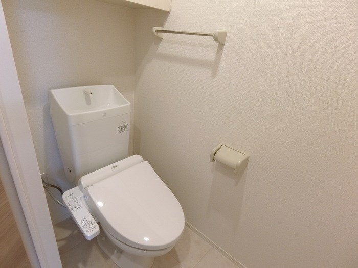 Ｄ－ｒｏｏｍ白萩町の物件内観写真