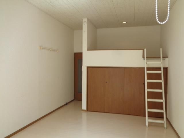 プレーンハイツ宮町の物件内観写真