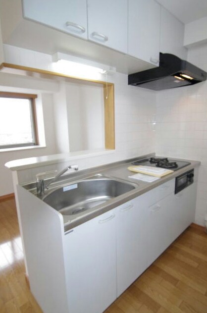 カルトセゾン鶴ヶ谷東の物件内観写真