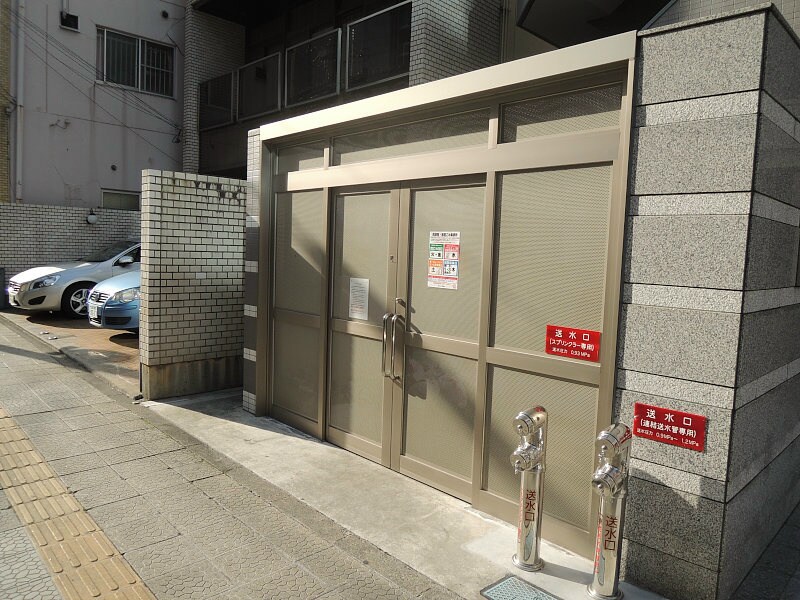 カスタリア大町の物件外観写真