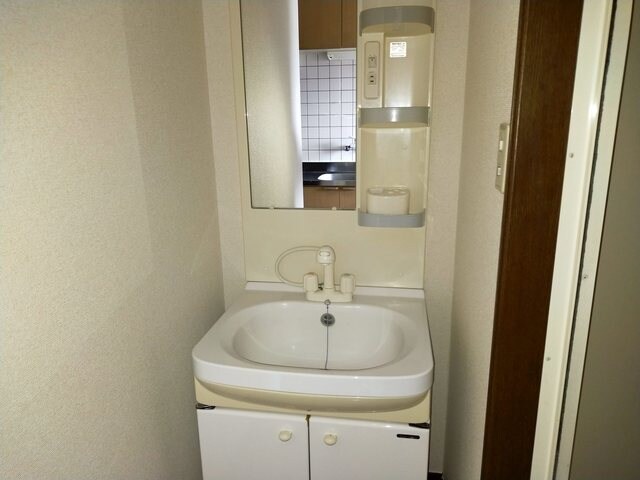 アヴァンセ富沢南七番館の物件内観写真