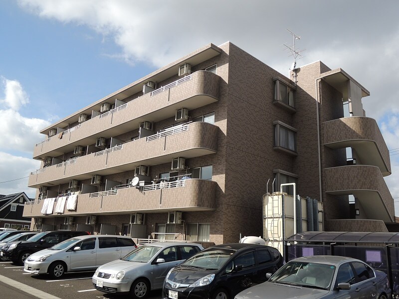 サンベルジュの物件外観写真