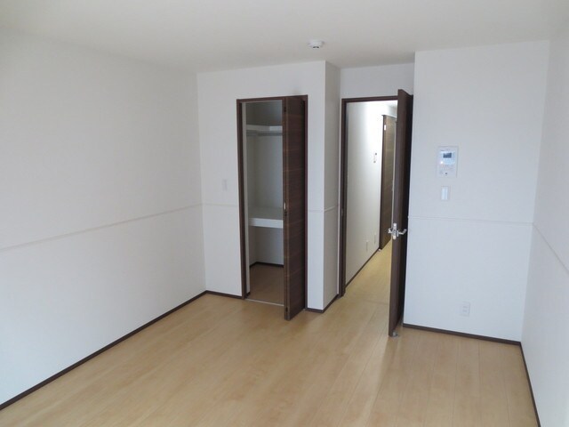 ウルス花京院Aの物件内観写真