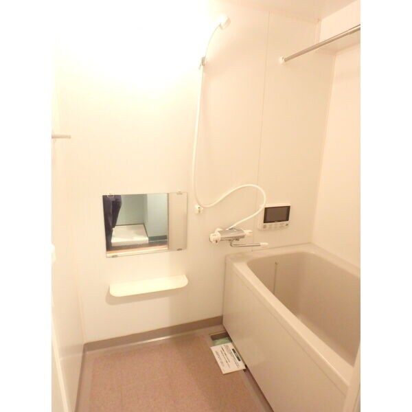 ピュアナ弓ノ町の物件内観写真