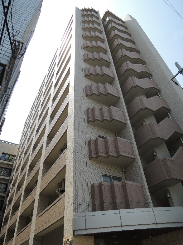 リビングステージ木町通の物件外観写真