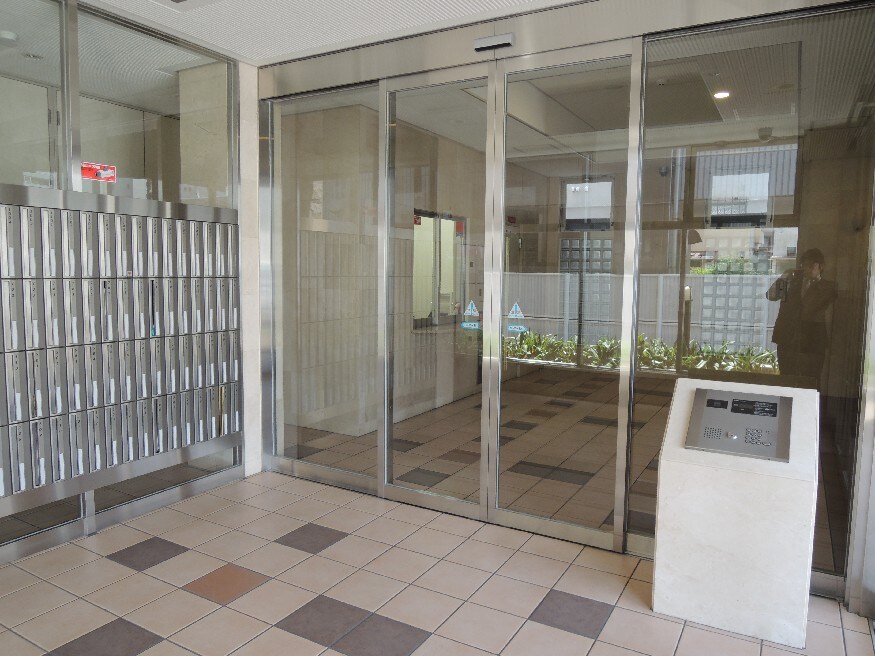 リビングステージ木町通の物件外観写真