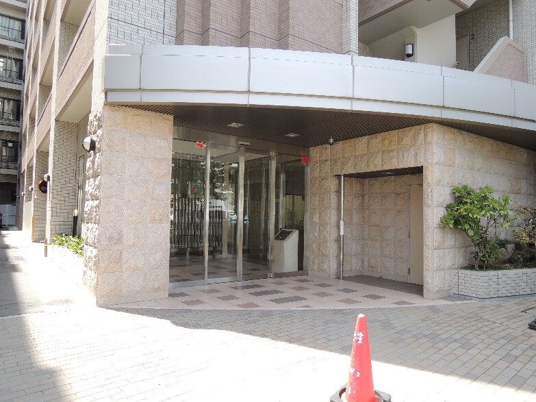 リビングステージ木町通の物件外観写真