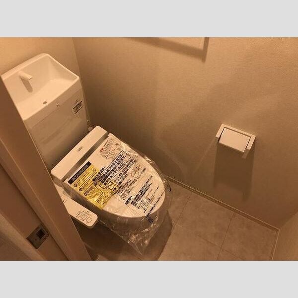 Adonis三百人町の物件内観写真