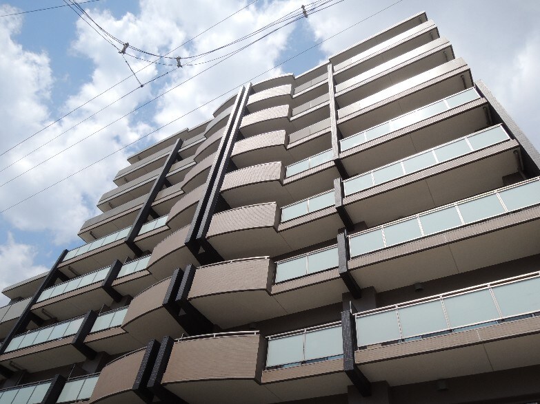 ラフィネの物件外観写真