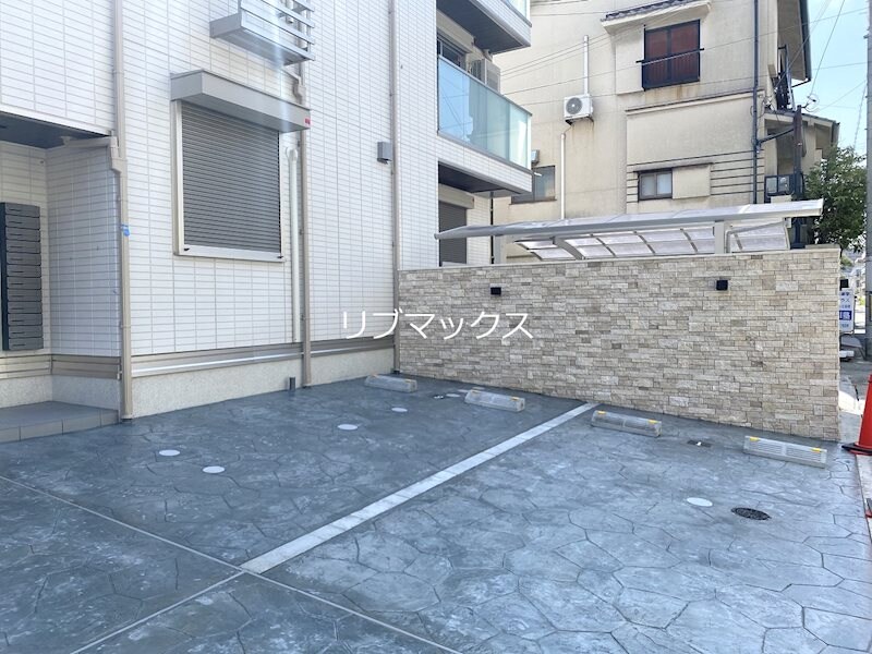 グレイスコート本山中町の物件外観写真