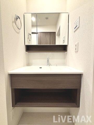 エレナ本山の物件内観写真