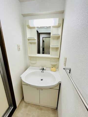 西宮北口駅 徒歩4分 3階の物件内観写真