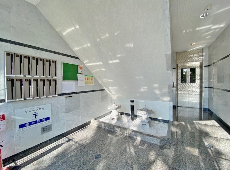 ブルーノ芦屋の物件外観写真