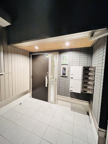 武庫川駅 徒歩3分 2階の物件外観写真