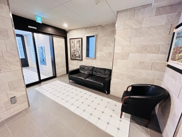 西宮駅 徒歩4分 2階の物件外観写真