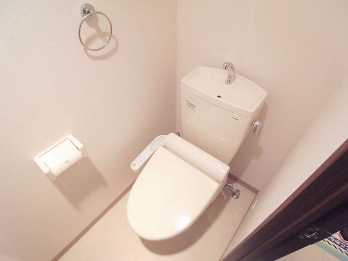 ウインステージ箱崎の物件内観写真