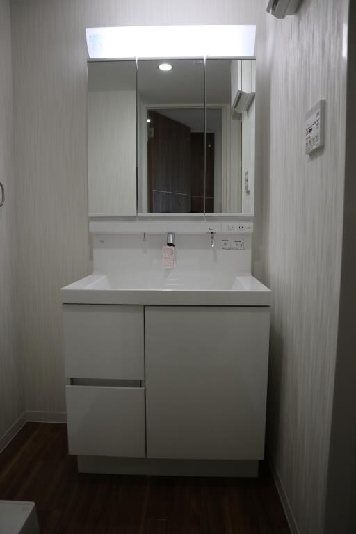 エルヴィータ箱崎の物件内観写真