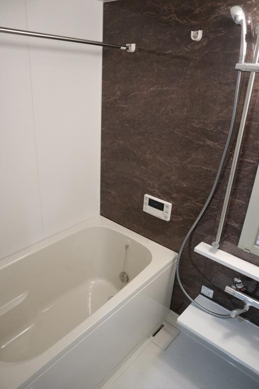 エルヴィータ箱崎の物件内観写真