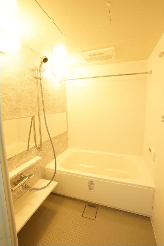 レフィナード博多の物件内観写真