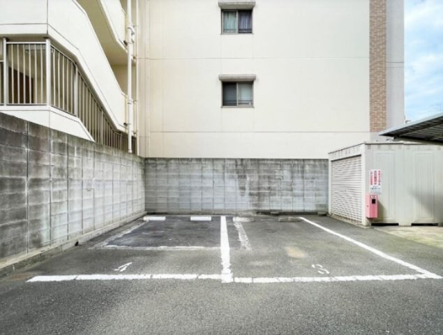 アンプルールベトンカルティエの物件外観写真