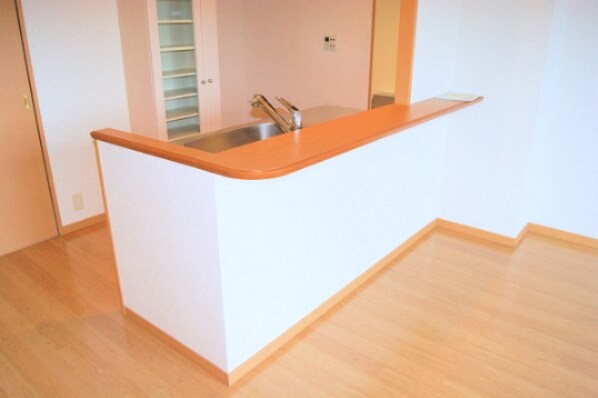 サン・ビオ空港通りの物件内観写真