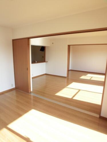 サン・ビオ空港通りの物件内観写真