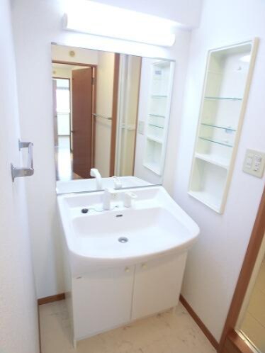 サン・ビオ空港通りの物件内観写真