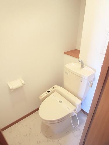 サン・ビオ空港通りの物件内観写真