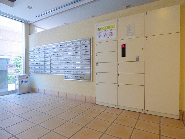 アントゥール薬院の物件外観写真