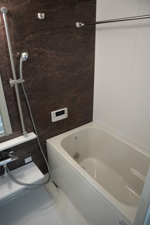 エルヴィータ箱崎の物件内観写真