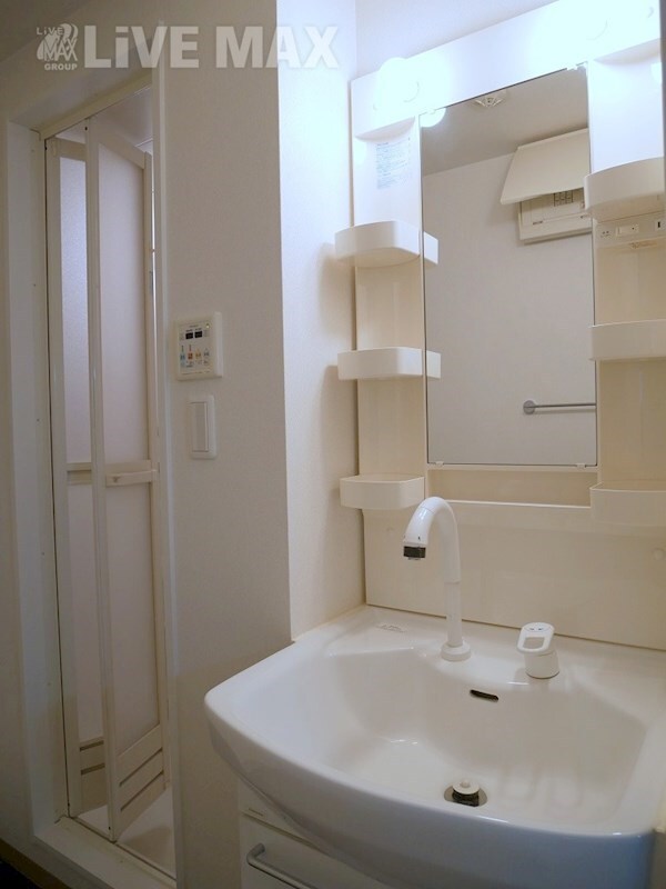 クレスティアステージア天神の物件内観写真