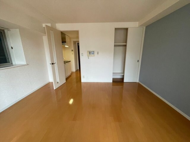 サヴォイテンジンクォーターの物件内観写真