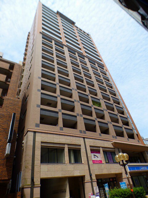 ディー・ウイングタワーの物件外観写真