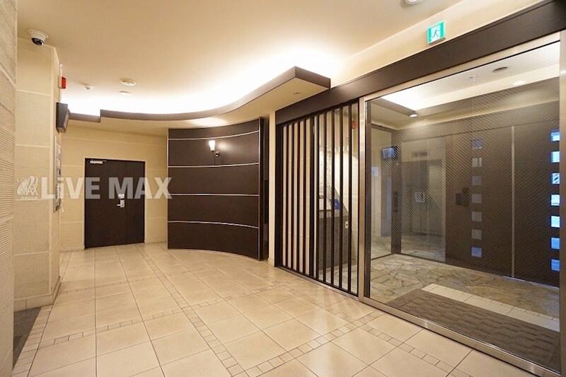 ディー・ウイングタワーの物件外観写真